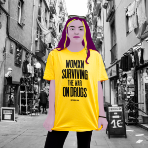 Camiseta Womxn Surviving the War on Drugs